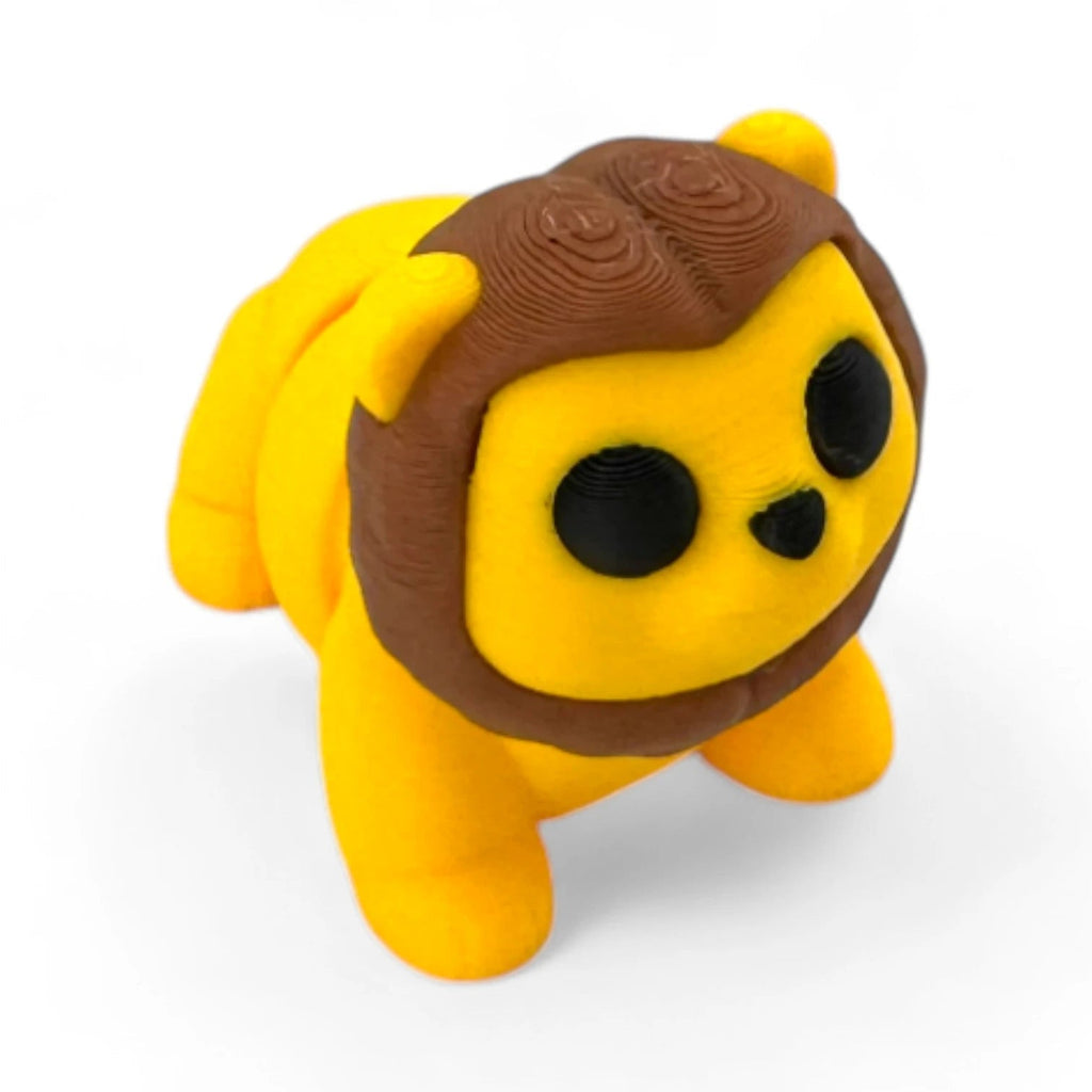 Baby Lion tiny in geel met bruine manen, 8 cm, schuin van voren als fidget speelgoed