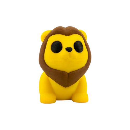 Baby Lion geel met bruine manen, 8 cm, frontaal zicht met grote zwarte oogjes