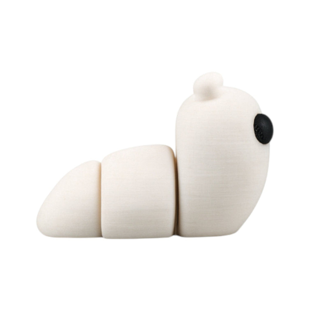 Tiny naaktslakje beige-zwart 5.5x2.5x3.5 cm zijaanzicht met articulated segmenten